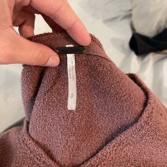 Free People Sweater - Picture 3 of 3